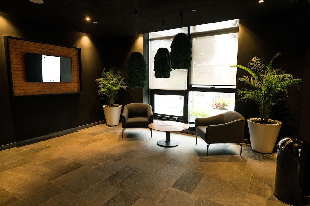 Onomo Center Hotel 4*