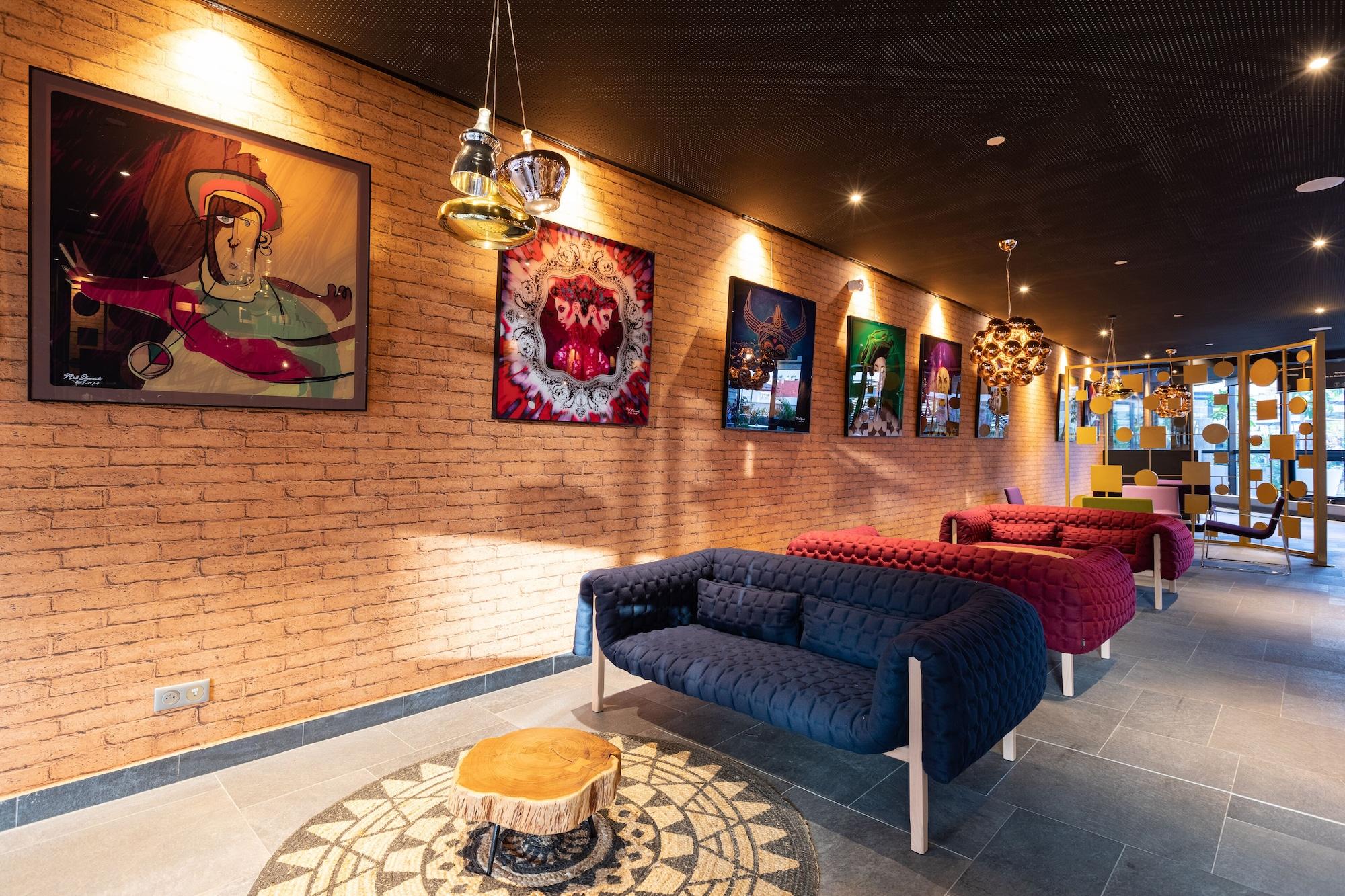 Onomo Center Hotel 4*